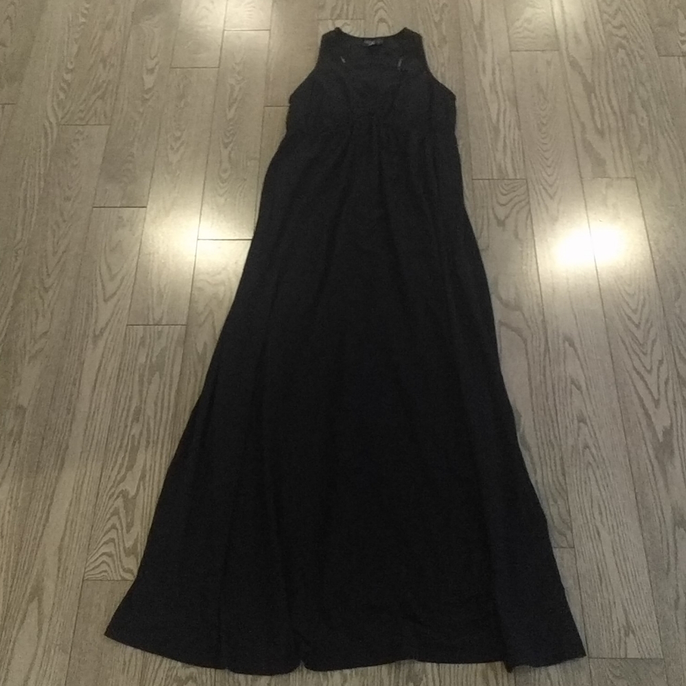 Beautiful black maxi dress by Loved🌼🌸🍀